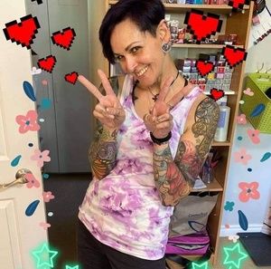 Meet your Posher, Lisa